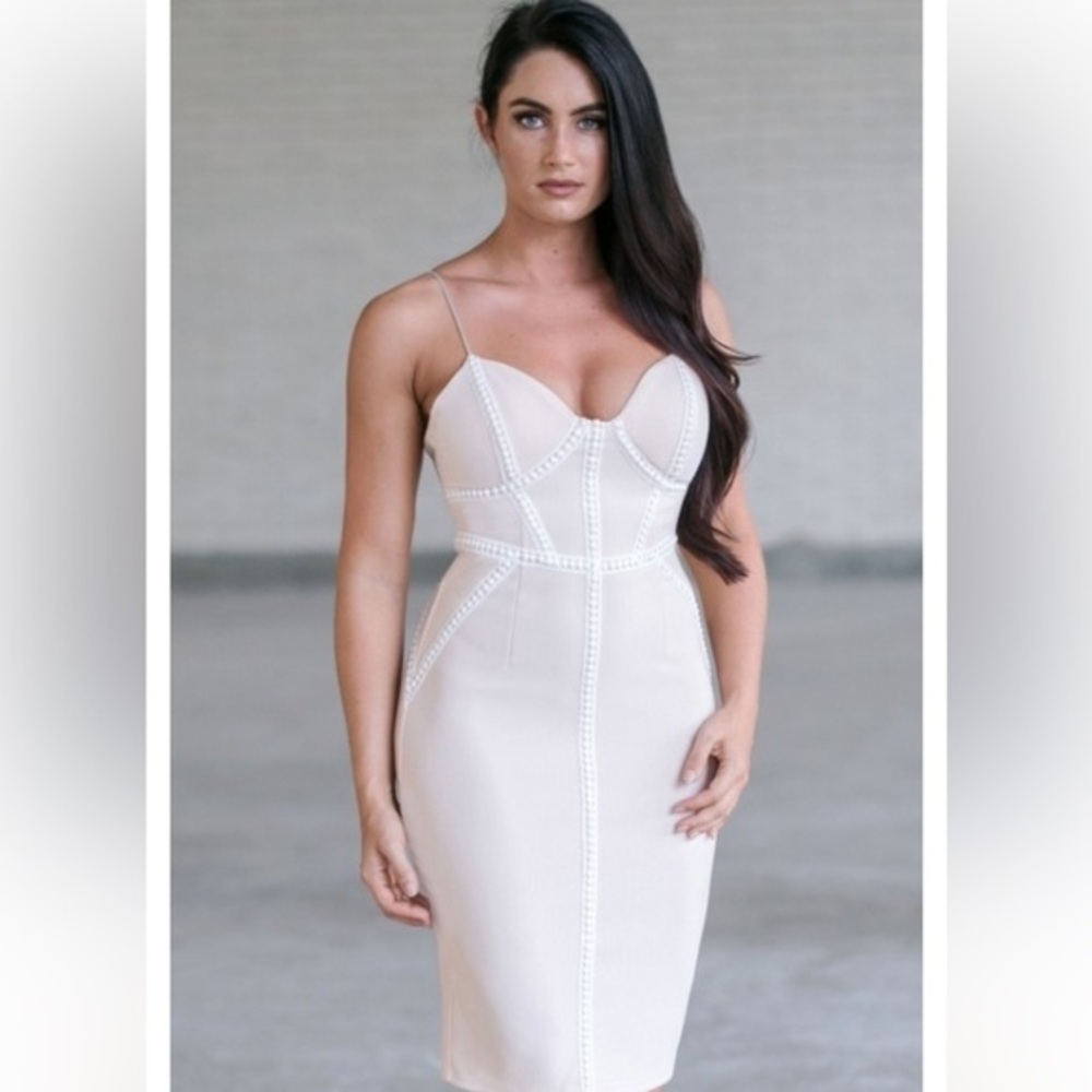 Selfie Leslie Cream Midi Dress